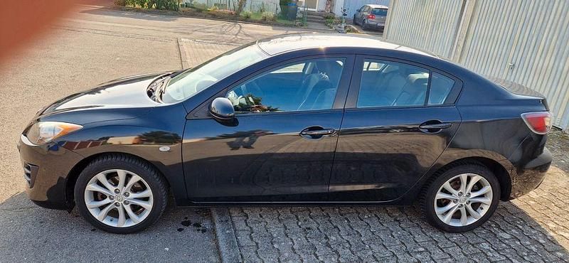 Gebraucht Mazda 3 Exclusive-Line 151 PS (111 kW) 2011 Schwarz Limousine