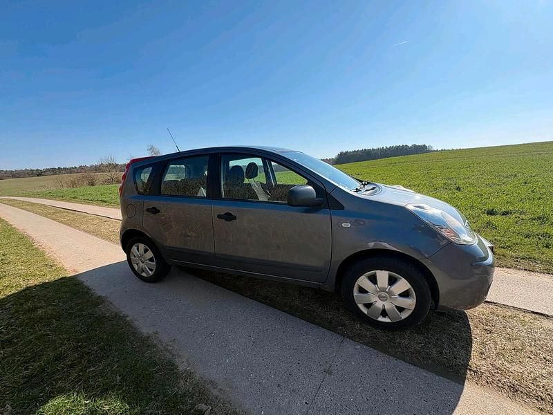 Gebraucht Nissan Note 88 PS (64 kW) 2009 Grau Kleinwagen