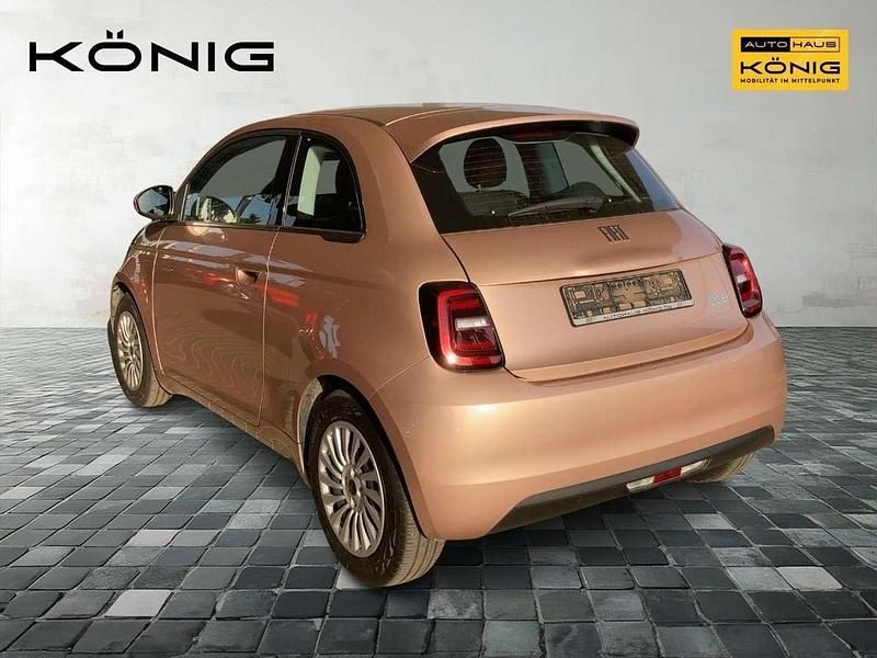 Second-hand Fiat 500e 86 kW (118 CP) 2023 Auriu Hatchback