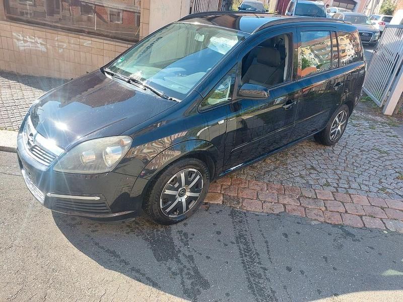 Schwarz Gebraucht 2006 Opel Zafira Edition Van / Kleinbus | 2.300 € (Fairer Preis) - Bild 1/4