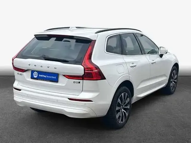 Gebraucht Volvo XC60 Core 250 PS (183 kW) 2025 Weiß SUV