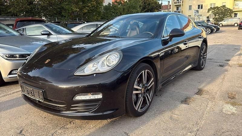 Schwarz Gebraucht 2010 Porsche Panamera S Limousine | 19.990 € (Superpreis) - Bild 1/4