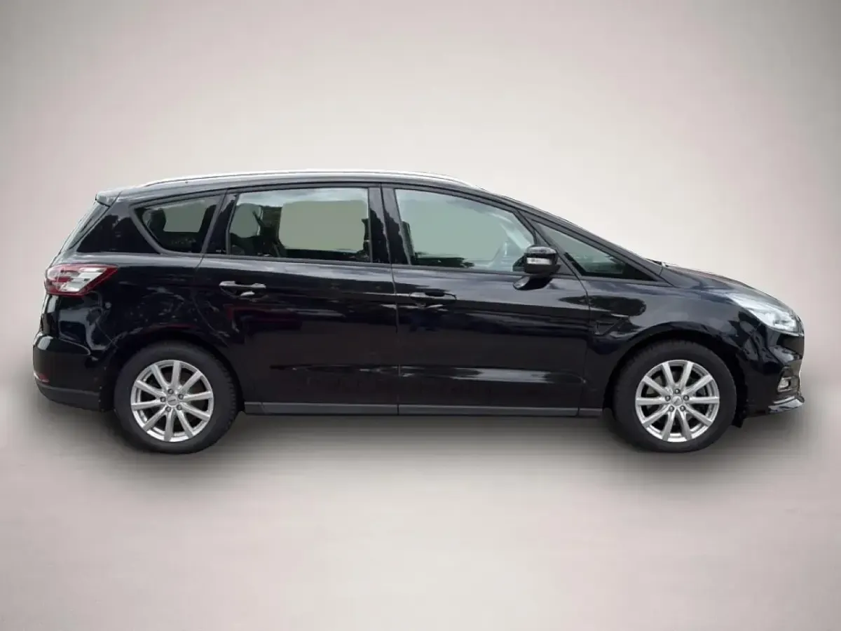 Gebraucht Ford S-MAX Trend 150 PS (110 kW) 2022 Manufacturer Van / Kleinbus