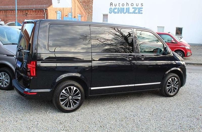 Gebraucht VW T6.1 Highline 204 PS (150 kW) 2023 Schwarz Van