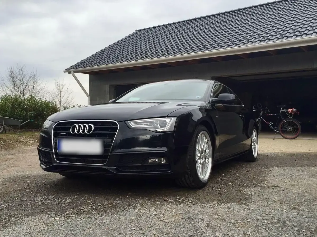 Second-hand Audi A5 Sport 245 CP (180 kW) 2011 Negru Coupe