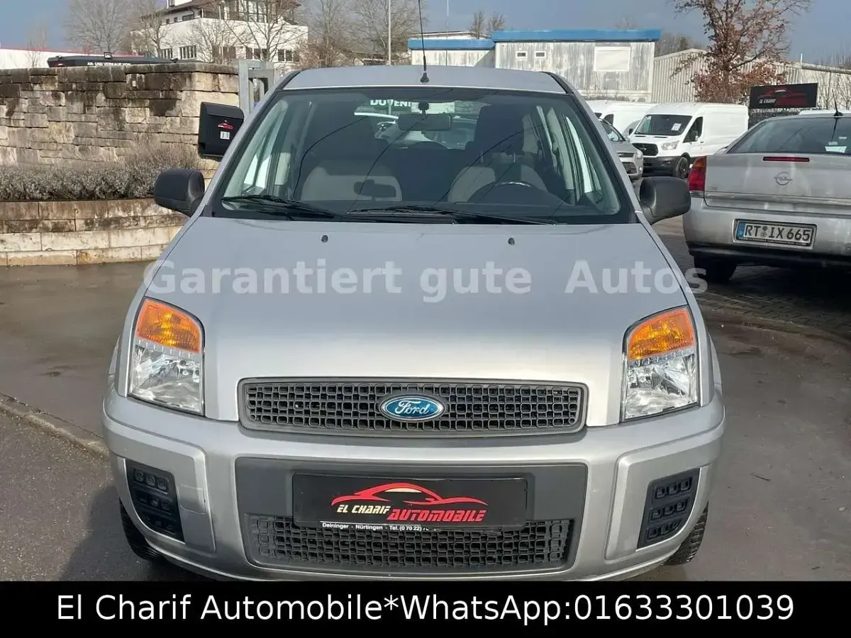 Gebraucht Ford Fusion Style 101 PS (74 kW) 2010 Silber Kleinwagen
