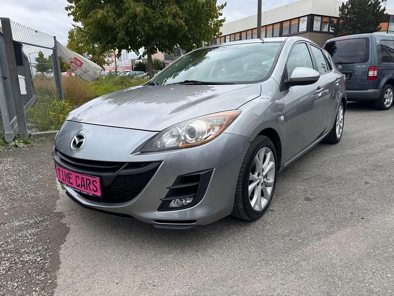 Silber Gebraucht 2011 Mazda 3 Exclusive-Line Limousine | 2.890 € (Guter Preis) - Bild 1/4