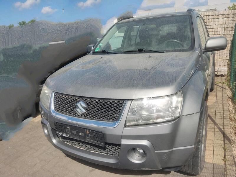 Grau Gebraucht 2007 Suzuki Vitara SUV | 1.500 € (Superpreis) - Bild 1/4