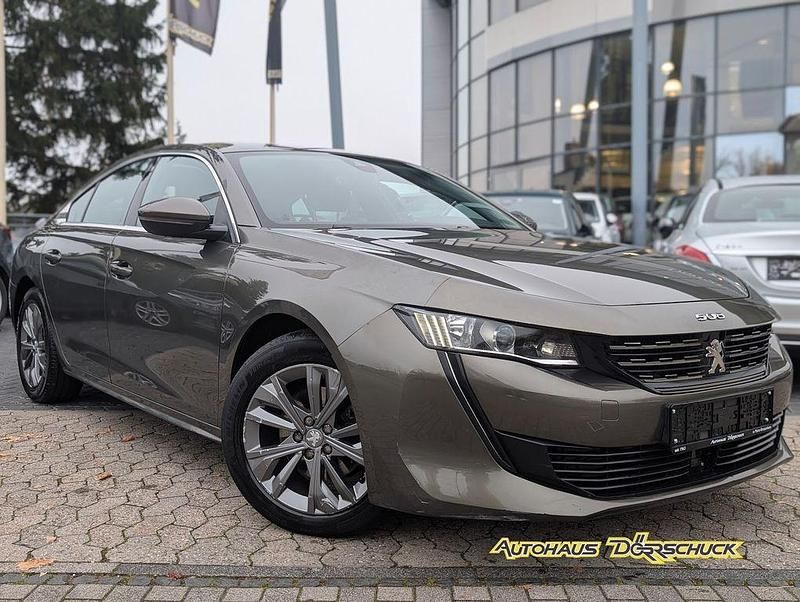 Grau Gebraucht 2020 Peugeot 508 Active Limousine | 12.490 € (Guter Preis) - Bild 1/4
