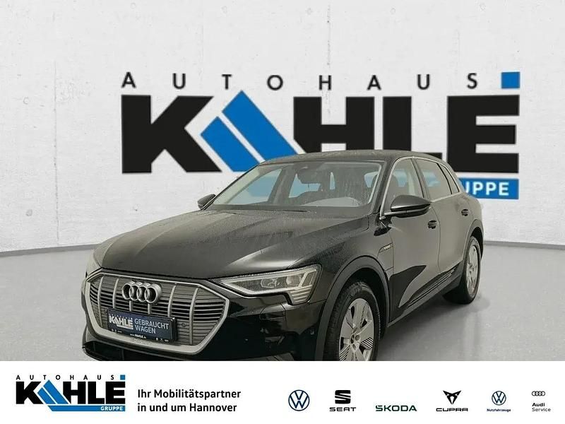 Schwarz Gebraucht 2022 Audi e-tron Performance SUV | 25.990 € (Teuer) - Bild 1/4