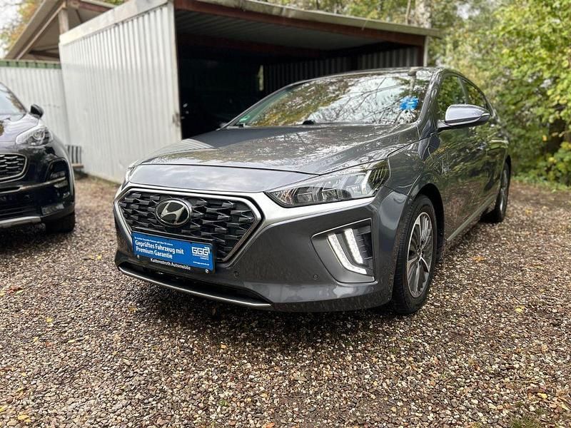 Grau Gebraucht 2019 Hyundai Ioniq Premium Limousine | 12.499 € (Guter Preis) - Bild 1/4