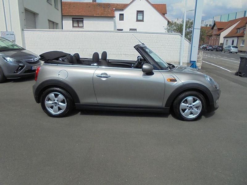 Gebraucht Mini Cooper Cabriolet 136 PS (100 kW) 2016 Melting silver metallic Cabrio