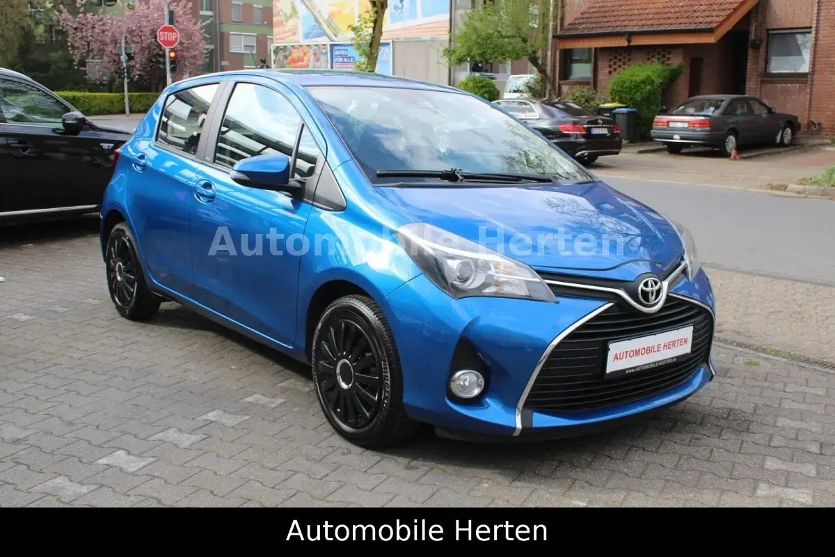 Gebraucht Toyota Yaris Edition-S 99 PS (72 kW) 2017 Blue streak Kleinwagen