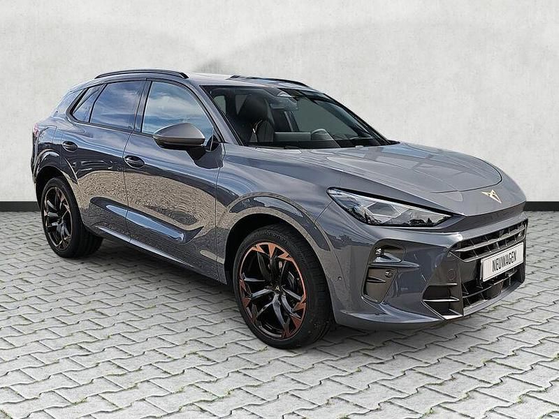 Neu Cupra Leon 195 PS (143 kW) 2025 Grau SUV