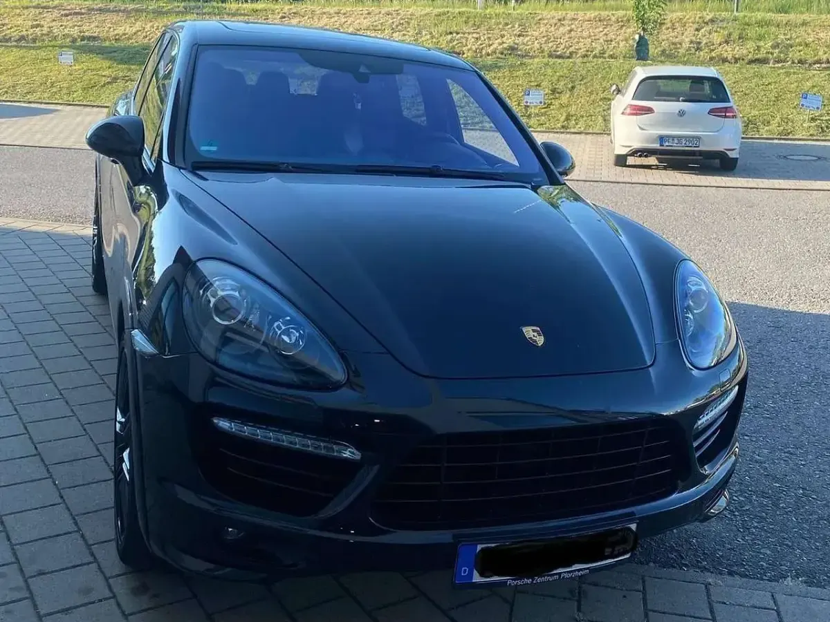 Gebraucht Porsche Cayenne GTS 420 PS (308 kW) 2013 Schwarz SUV