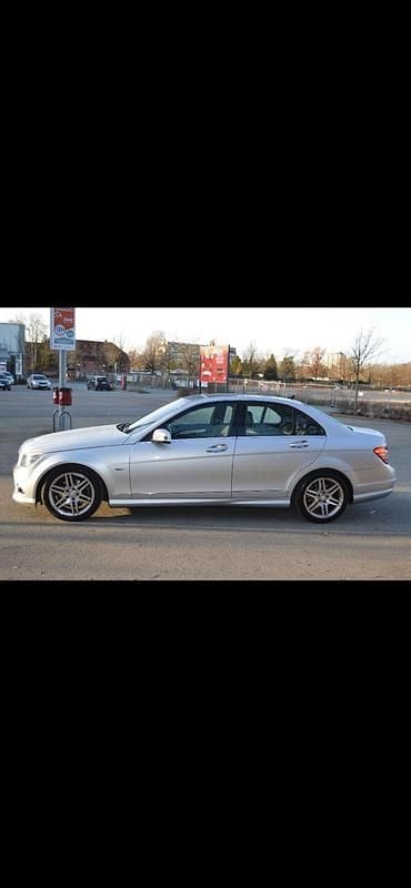 Gebraucht Mercedes C200 184 PS (135 kW) 2010 Silber Limousine