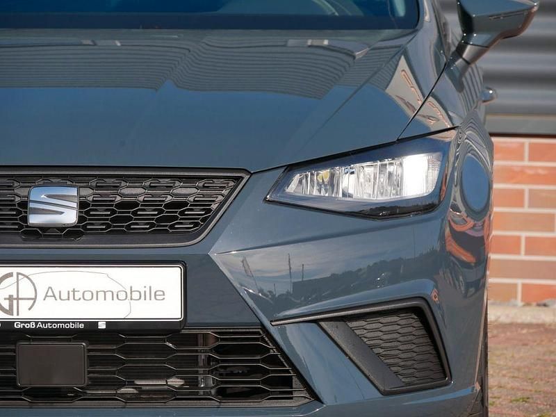 Neu Seat Ibiza 95 PS (69 kW) 2025 Blau Limousine
