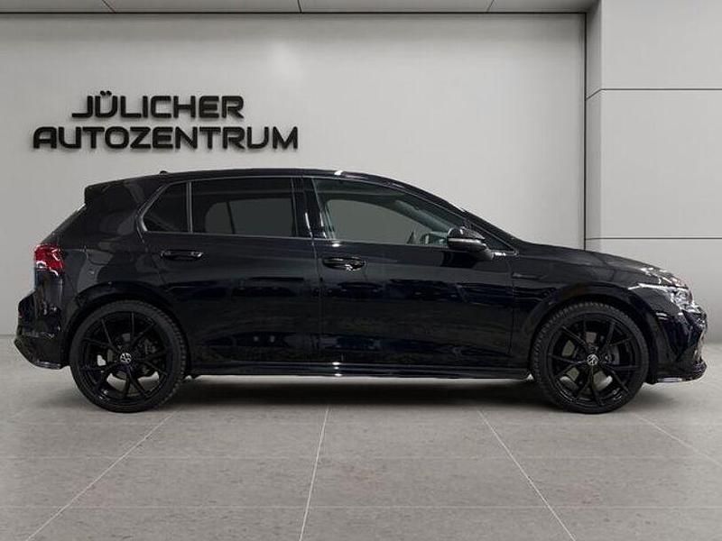 Gebraucht VW Golf VIII R-line 190 PS (139 kW) 2023 Schwarz Limousine