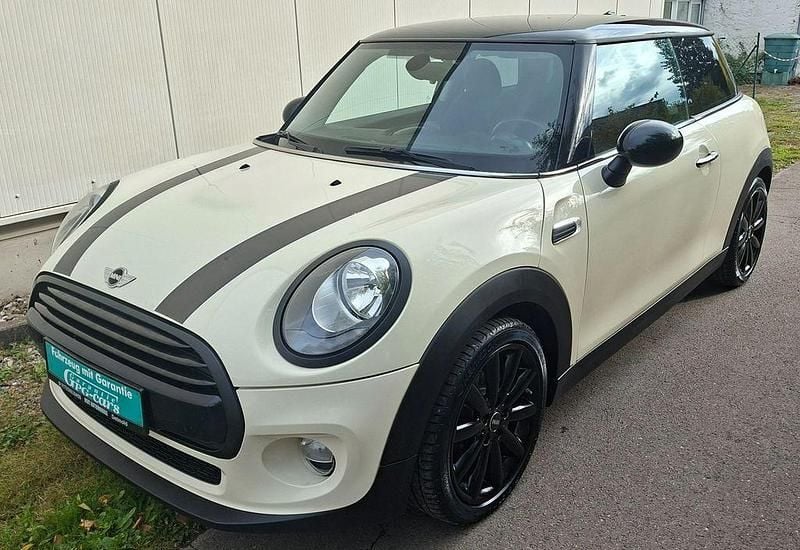 Weiß Gebraucht 2016 Mini Cooper Kleinwagen | 10.499 € (Guter Preis) - Bild 1/4