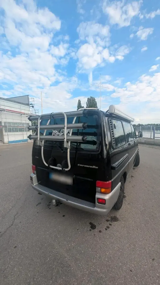 Gebraucht VW T4 102 PS (75 kW) 1998 Schwarz Van