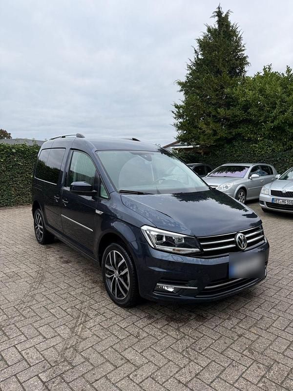 Gebraucht VW Caddy Highline 150 PS (110 kW) 2019 Blau Van / Kleinbus