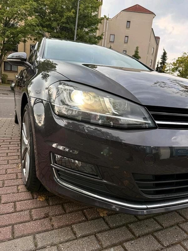 Gebraucht 2015 VW Golf VII LOUNGE Limousine | 12.499 € (Fairer Preis) - Bild 1/4