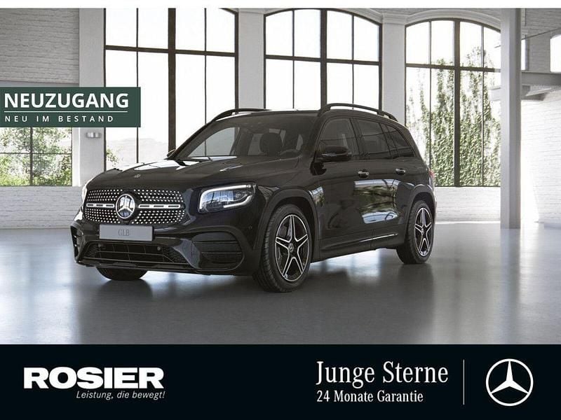Schwarz / kosmosschwarz Gebraucht 2023 Mercedes GLB220 AMG SUV | 44.880 € (Fairer Preis) - Bild 1/4