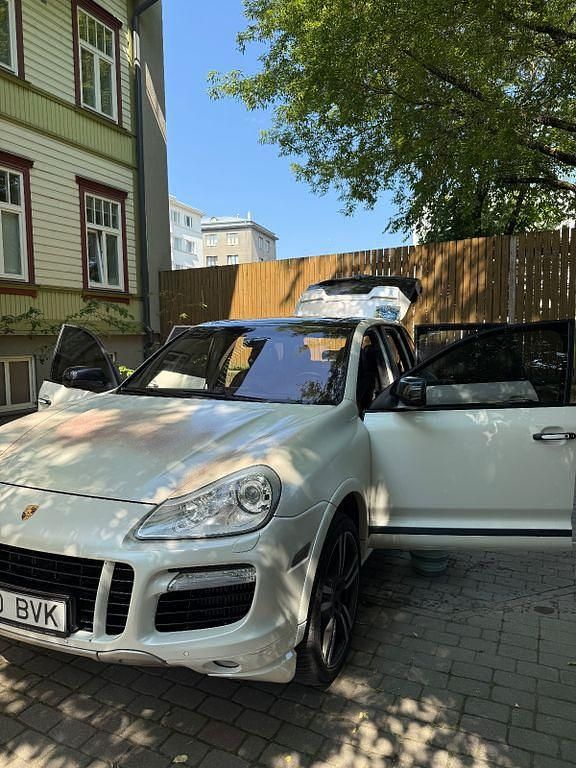 Weiß Gebraucht 2009 Porsche Cayenne Turbo S SUV | 18.500 € - Bild 1/4