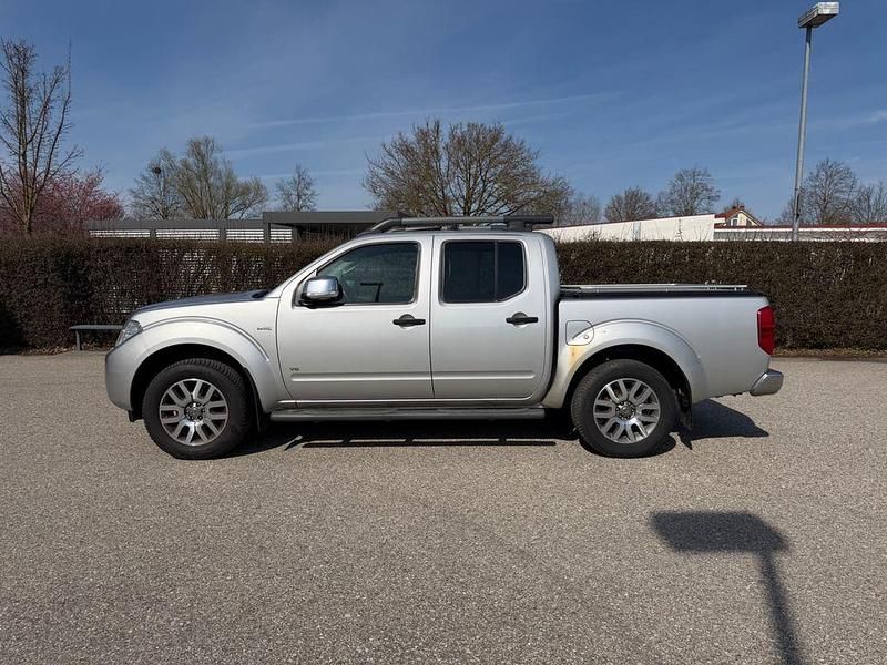 Gebraucht Nissan Navara 231 PS (169 kW) 2014 Silber Pickup