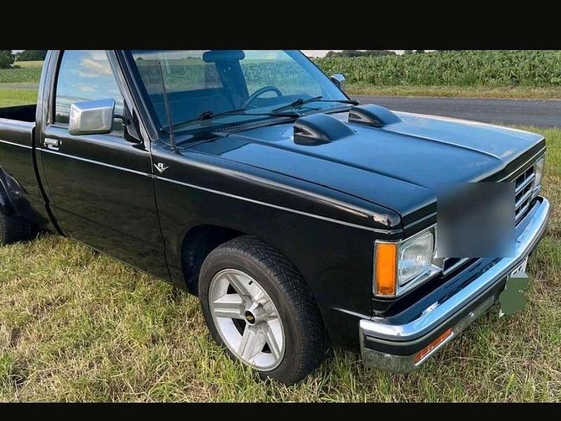 Schwarz Gebraucht 1986 Chevrolet Blazer SUV | 19.500 € - Bild 1/4