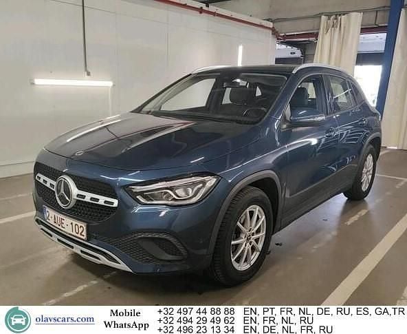 Blau Gebraucht 2021 Mercedes GLA180 SUV | 25.289 € (Guter Preis) - Bild 1/4