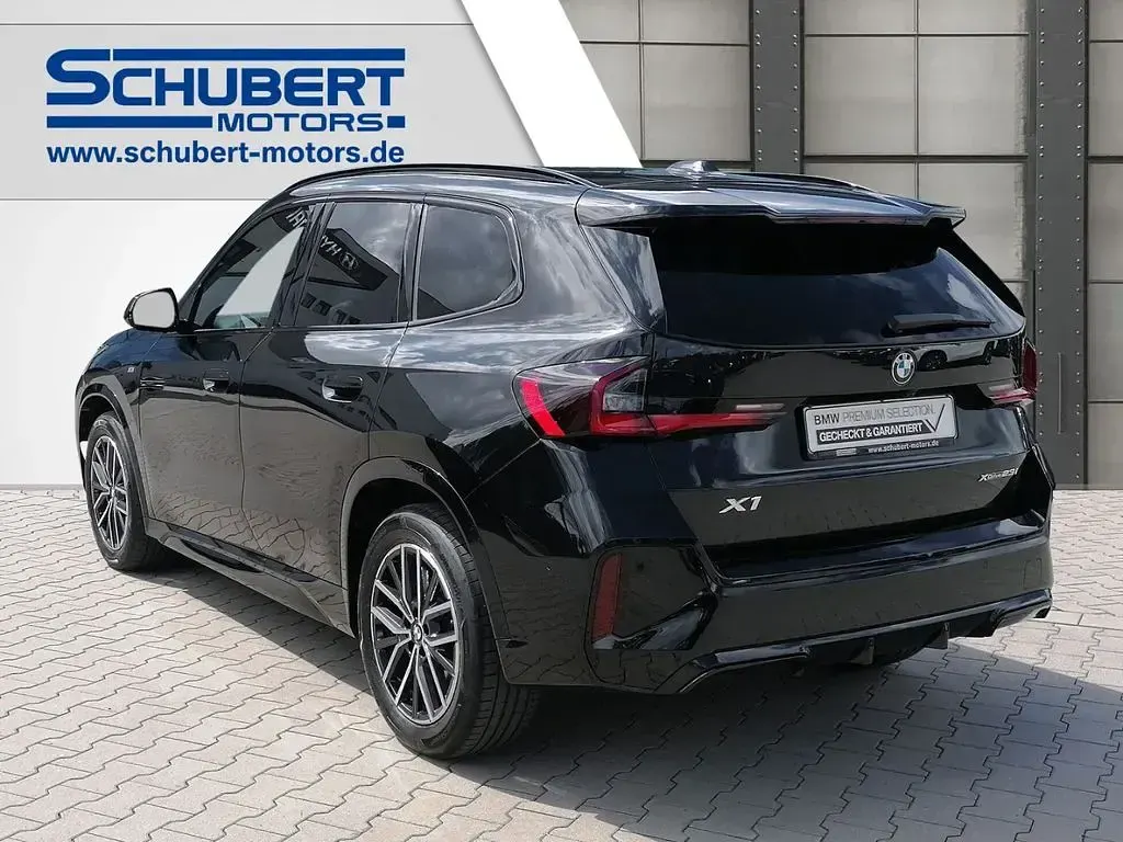 Gebraucht BMW X1 M Sport 218 PS (160 kW) 2023 Schwarz SUV