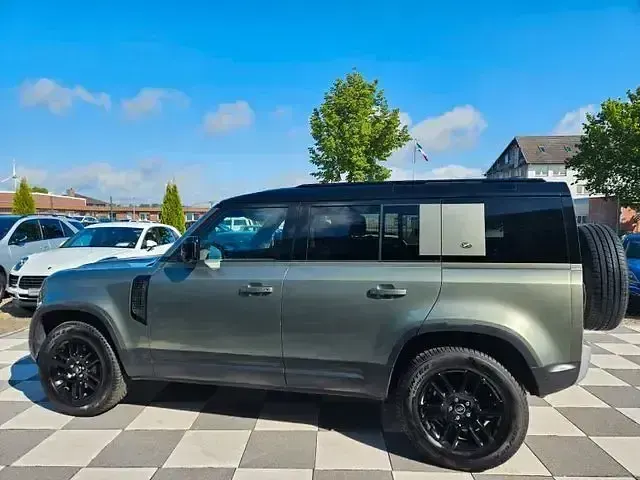 Gebraucht Land Rover Defender 301 PS (221 kW) 2021 Grün SUV