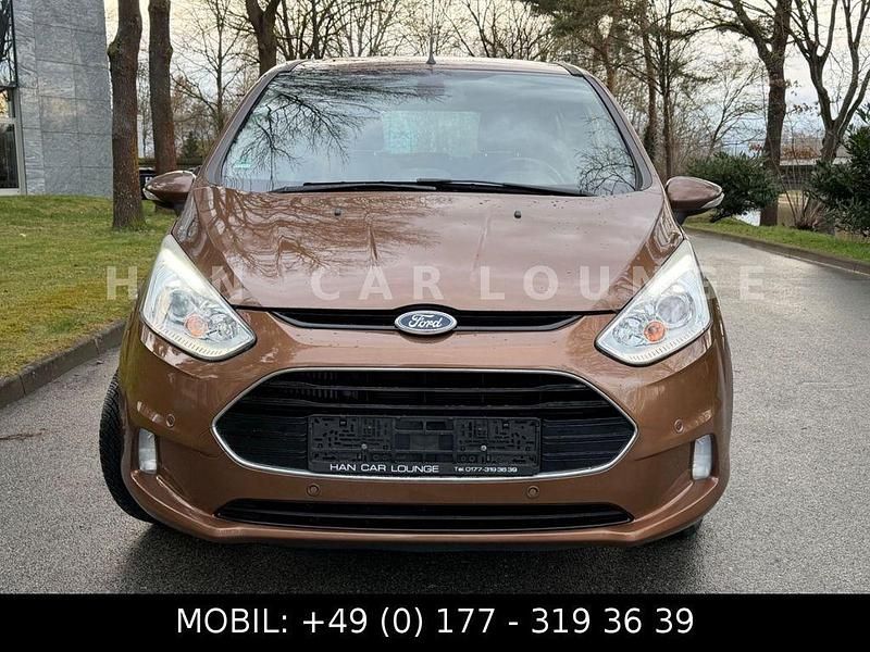 Gebraucht Ford B-MAX Titanium 140 PS (102 kW) 2017 Braun Van / Kleinbus