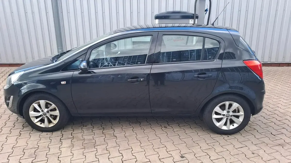 Gebraucht Opel Corsa 75 PS (55 kW) 2014 Schwarz Kleinwagen