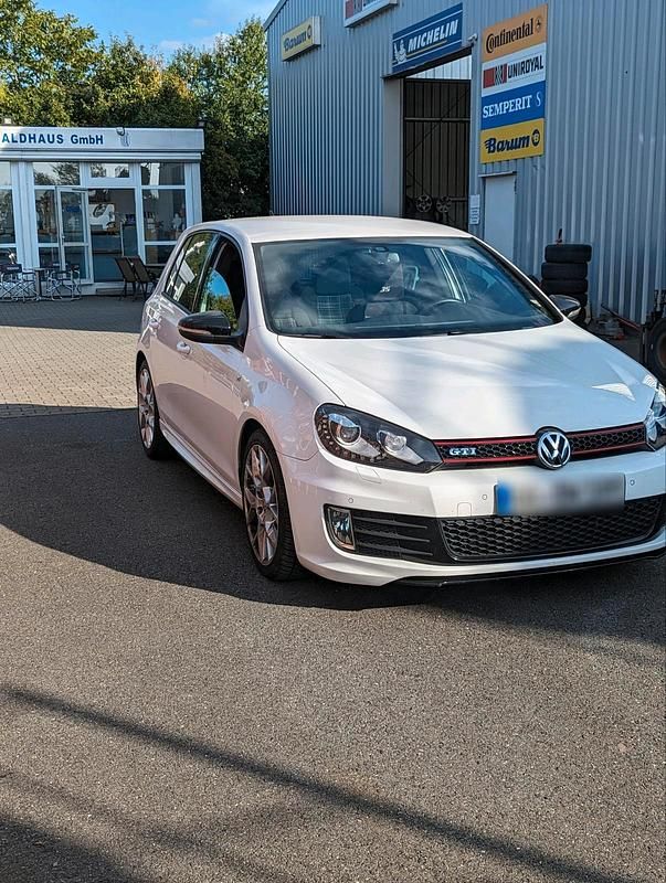 Gebraucht VW Golf VI Edition 235 PS (172 kW) 2011 Weiß Kleinwagen