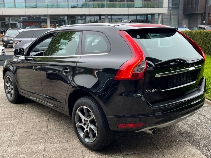 Schwarz Gebraucht 2015 Volvo XC60 Ocean Race SUV | 14.900 € (Guter Preis) - Bild 1/4