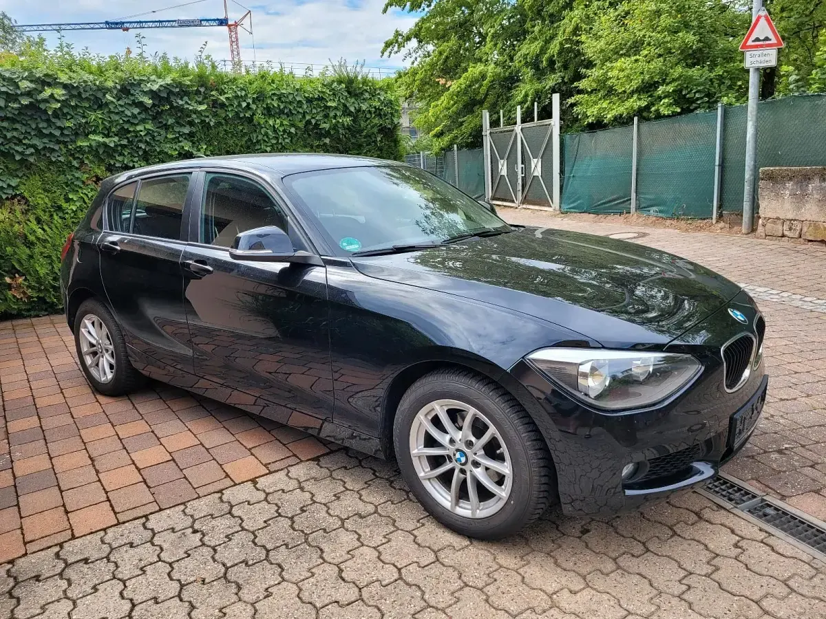 Gebraucht BMW 116 136 PS (100 kW) 2015 Schwarz Kleinwagen