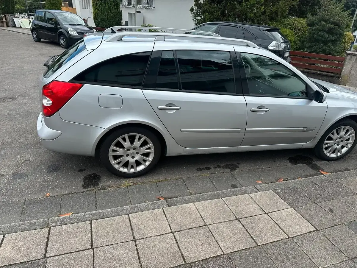 Gebraucht Renault Laguna II 110 PS (80 kW) 2006 Silber Kombi