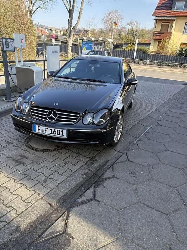 Gebraucht Mercedes CLK200 163 PS (119 kW) 2004 Schwarz Coupé