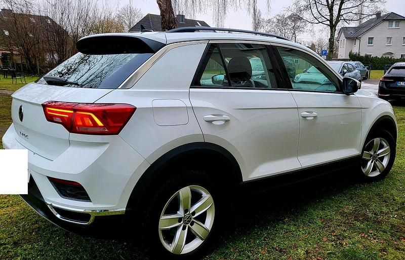 Gebraucht VW T-Roc 110 PS (80 kW) 2021 Weiß SUV