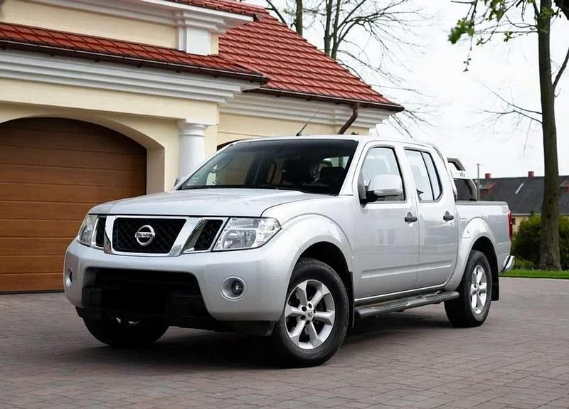 Silber Gebraucht 2012 Nissan Navara Platinum Abholung | 12.800 € (Fairer Preis) - Bild 1/4