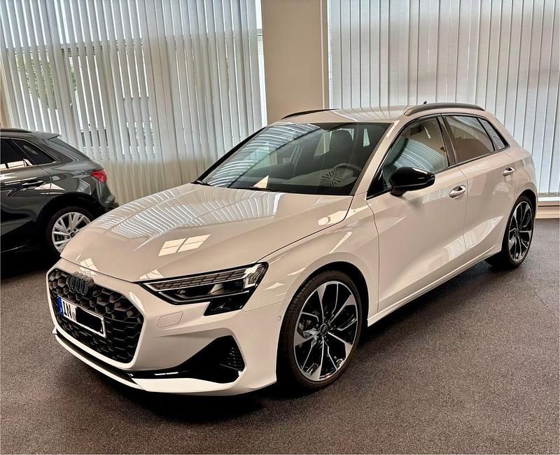 Gebraucht Audi A3 Advanced 150 PS (110 kW) 2025 Weiß Kombi