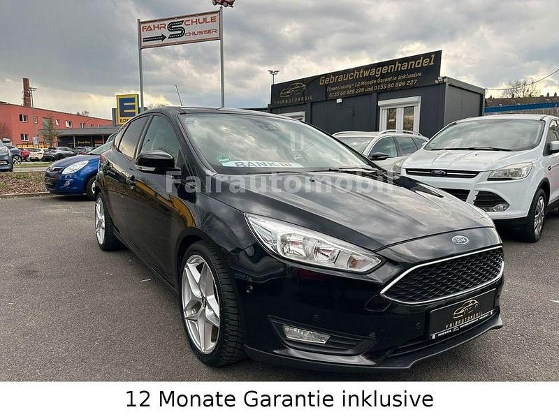 Używany Ford Focus Titanium 125 KM (91 kW) 2015 Czarny Sedan/Limuzyna