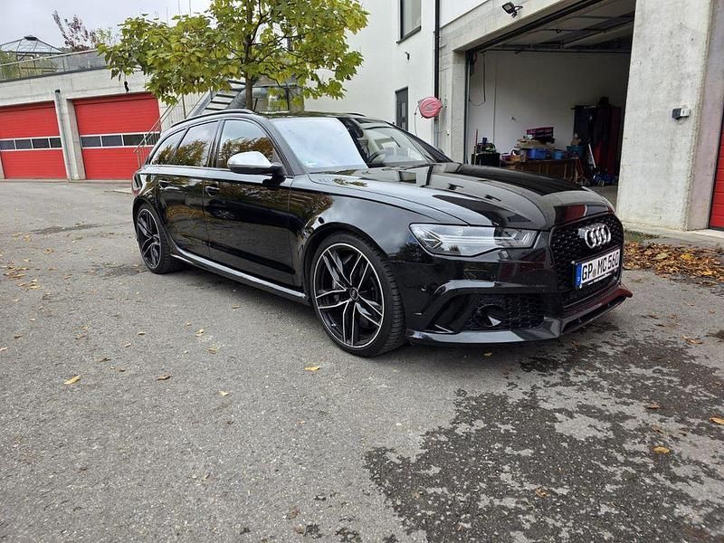 Schwarz Gebraucht 2015 Audi RS6 Ambiente Kombi | 49.500 € (Guter Preis) - Bild 1/4