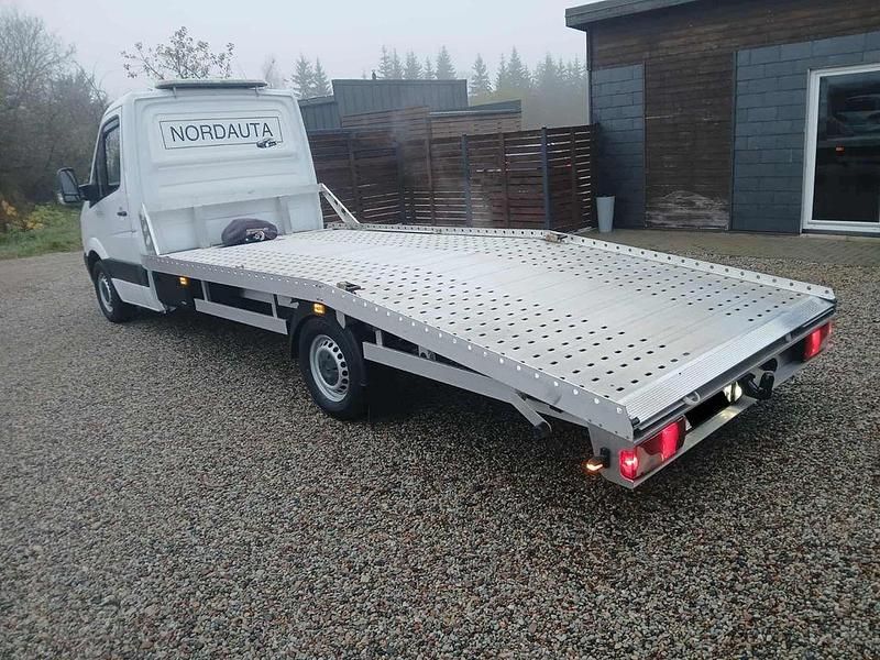 Gebraucht Mercedes Sprinter 163 PS (119 kW) 2018 Weiß Van