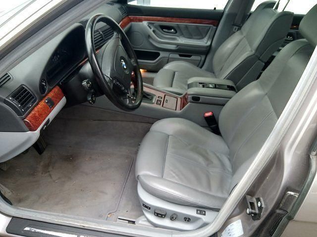 Gebraucht BMW 740 286 PS (210 kW) 1999 Silber metallic Limousine