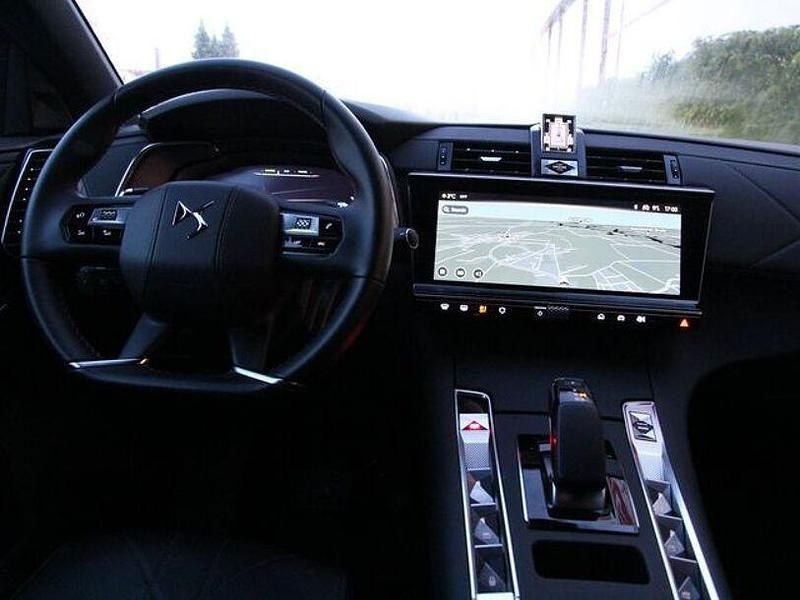 Gebraucht DS Automobiles DS7 Crossback Rivoli 299 PS (219 kW) 2024 Grau SUV