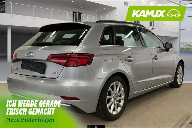 Gebraucht Audi A3 150 PS (110 kW) 2018 Silber / grau Limousine