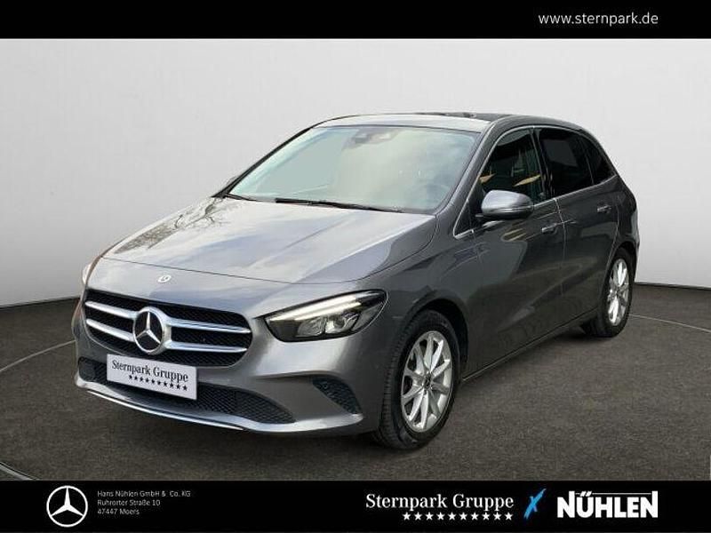Gebraucht Mercedes B250 Progressive 224 PS (164 kW) 2019 Grau Van / Kleinbus
